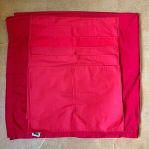 Mikasa Christmas Placemats (6) And Tablecloth Red Cotton Holiday Christmas